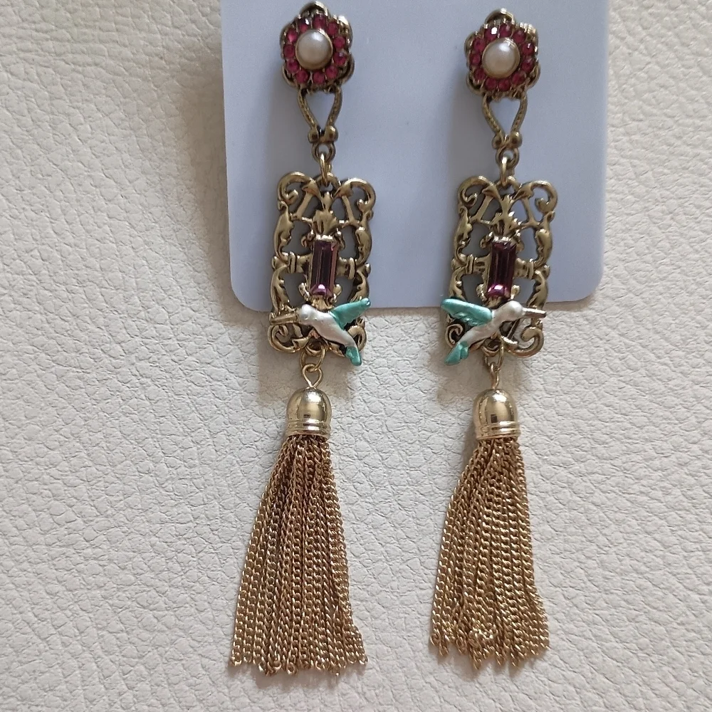 Beautiful Earing With Birds